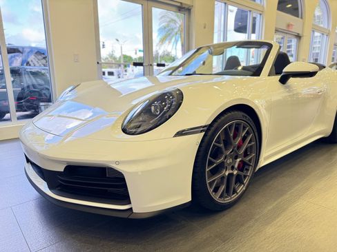 Used 2026 Porsche 911 Carrera S RWD image 6