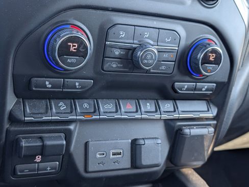 Used 2021 Chevrolet Silverado 1500 LT Trail Boss w/ Convenience Package II image 14