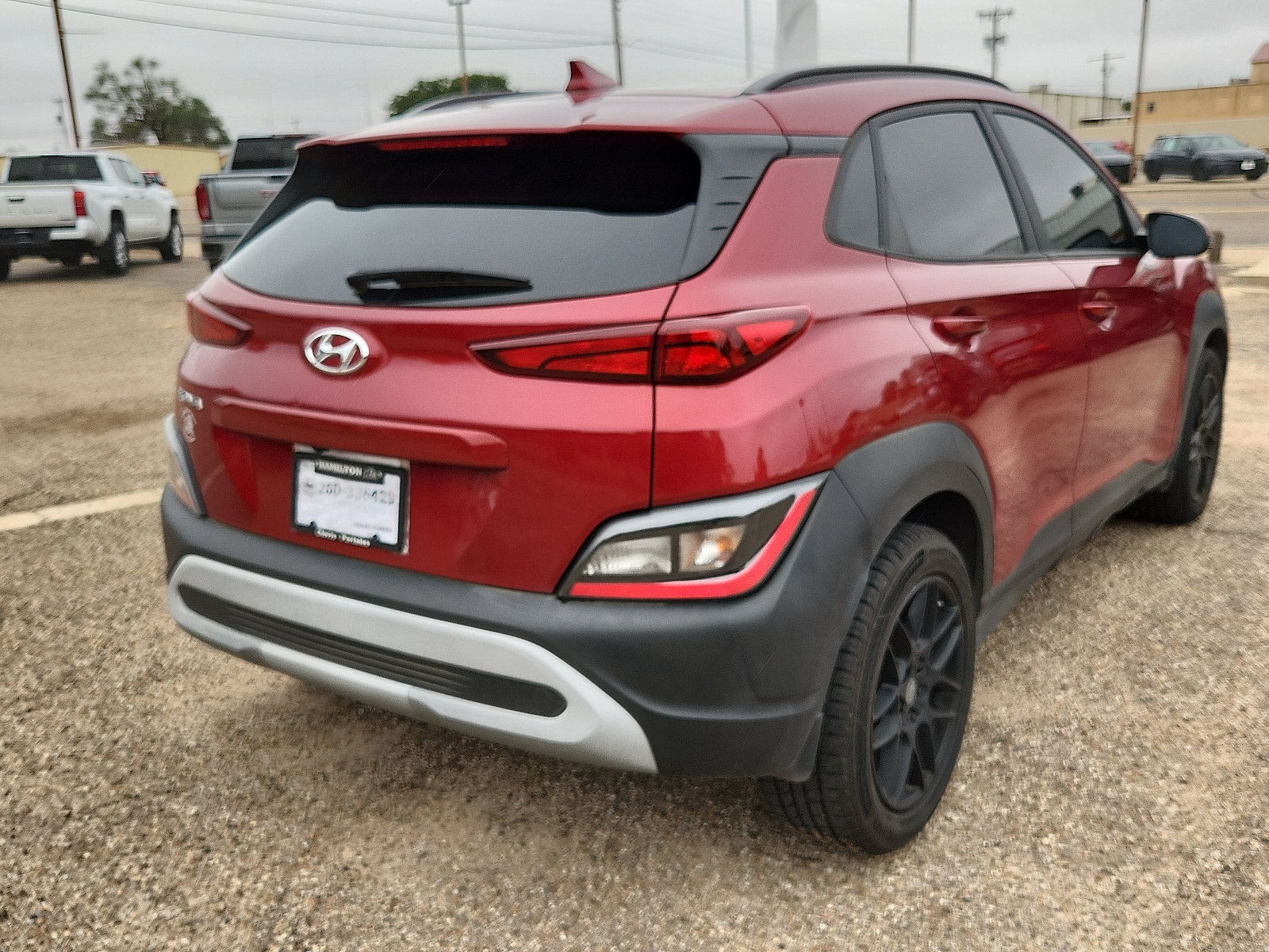 Used 2023 Hyundai Kona SEL w/ Cargo Package FWD image 4