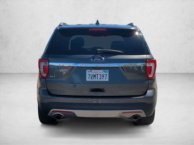 Used 2017 Ford Explorer XLT FWD image 7