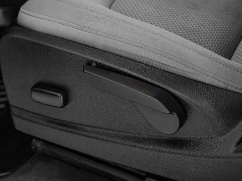 Used 2019 Chevrolet Colorado W/T image 25