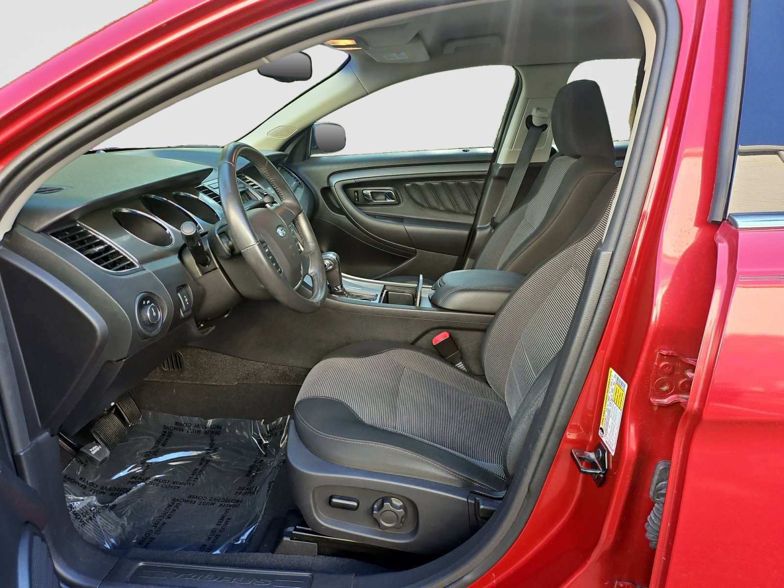 Used 2011 Ford Taurus SEL FWD image 20