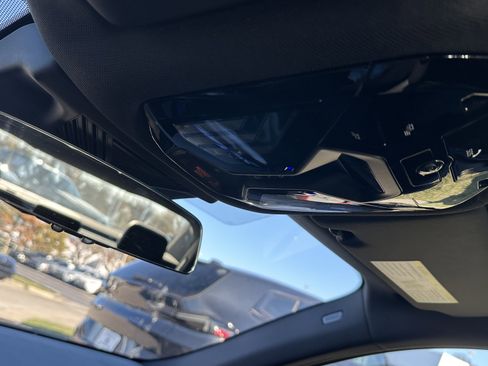 Used 2024 BMW 540i xDrive 540i xDrive w/ Premium Package image 28