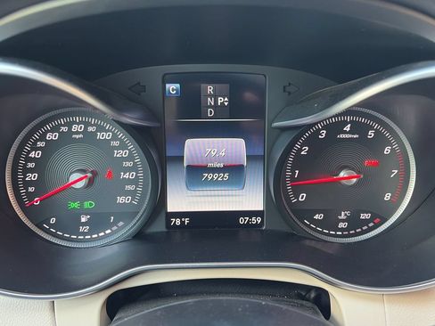 Used 2017 Mercedes-Benz C 300 4MATIC Sedan image 9