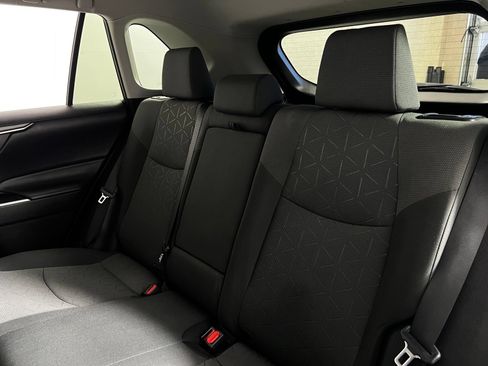 Certified 2022 Toyota RAV4 XLE FWD image 22