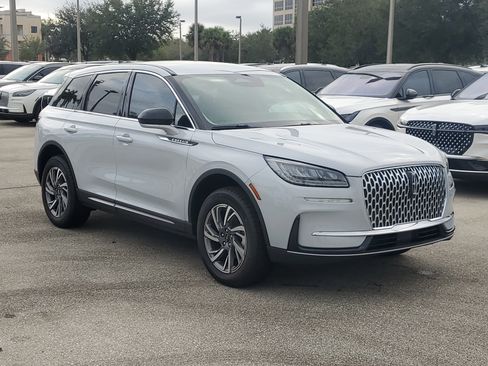 New 2025 Lincoln Corsair FWD image 6
