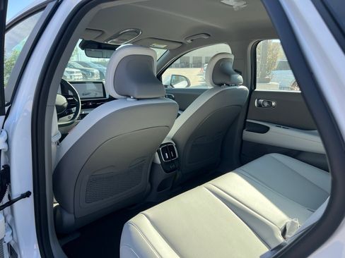 New 2025 Hyundai Ioniq 6 SEL image 16