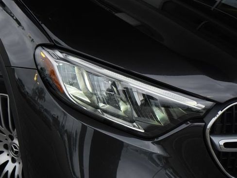 Used 2026 Mercedes-Benz GLC 300 image 12