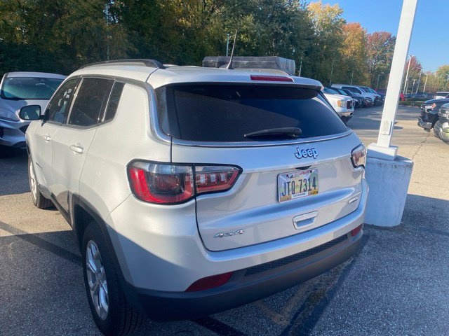 Used 2024 Jeep Compass Latitude AWD/4WD image 4