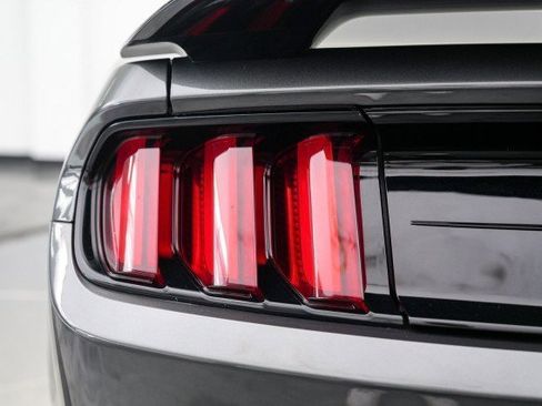 Used 2019 Ford Mustang Shelby GT350 w/ Technology Package image 14