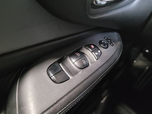 Used 2019 Nissan Murano S w/ Cargo Package FWD image 27