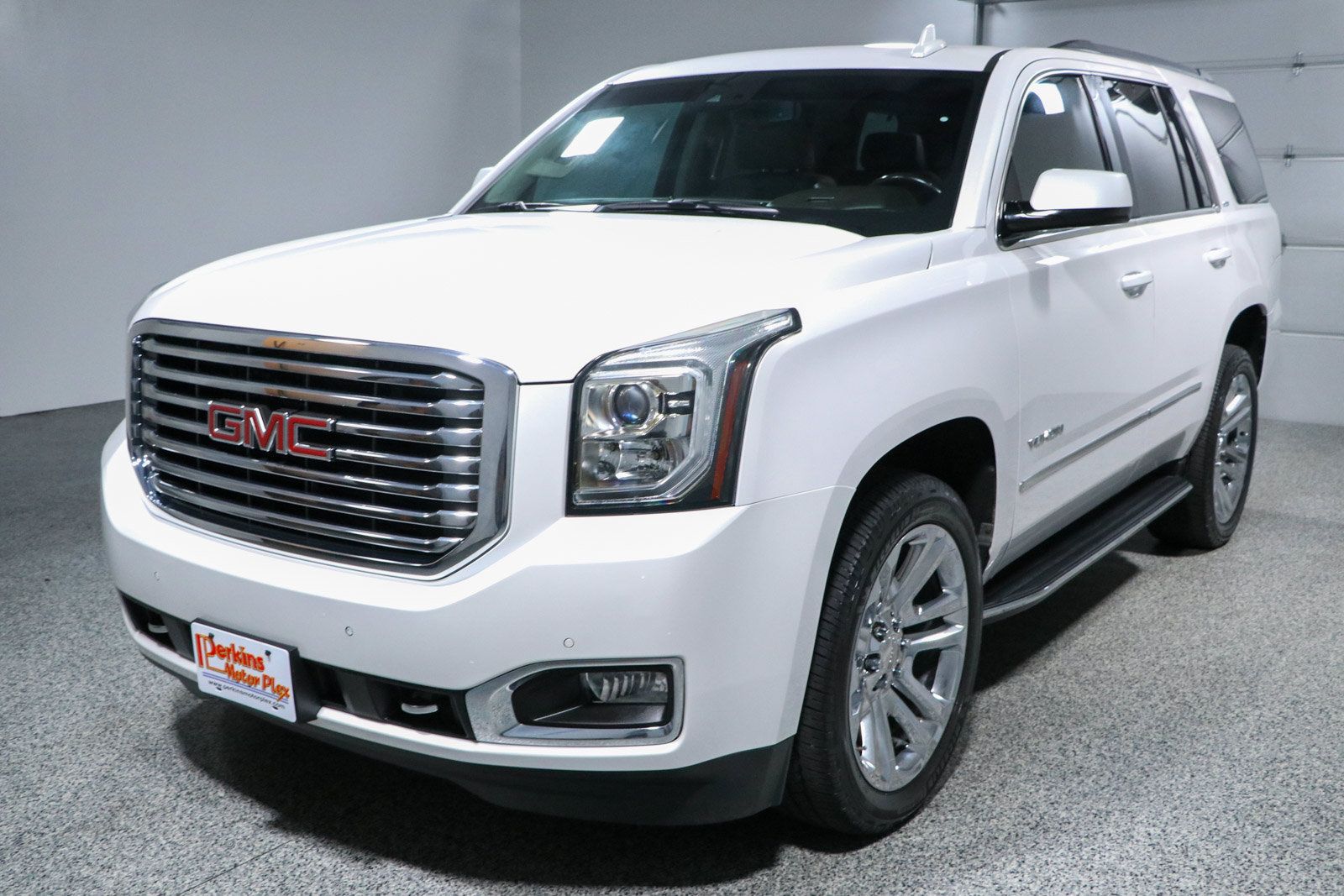 Used 2020 GMC Yukon SLT w/ Premium Edition RWD image 38