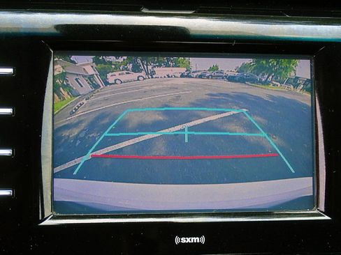 Used 2020 Toyota Camry SE FWD image 25
