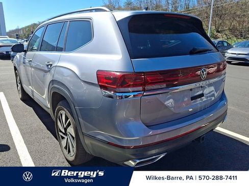 Certified 2025 Volkswagen Atlas SE AWD/4WD image 9