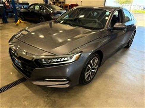 Used 2018 Honda Accord Hybrid image 11