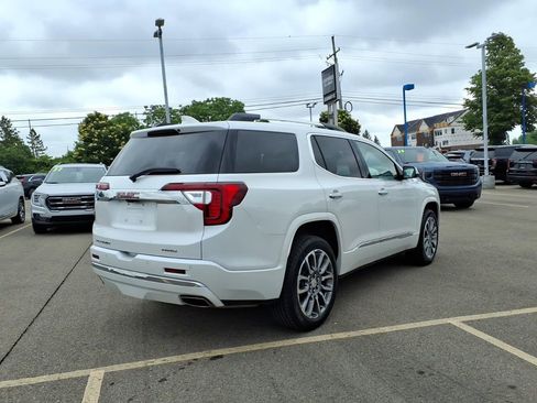 Used 2023 GMC Acadia Denali w/ Denali Ultimate Package AWD/4WD image 6