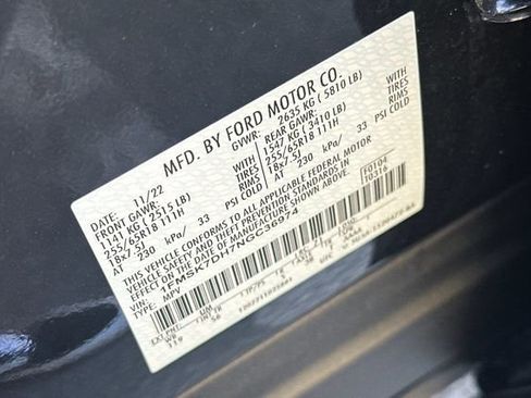 Used 2022 Ford Explorer XLT w/ Equipment Group 202A image 25