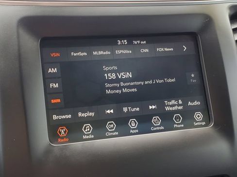 Used 2020 Jeep Cherokee Latitude Plus w/ Cold Weather Group AWD/4WD image 21