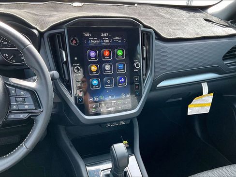 Used 2025 Subaru Forester Premium image 9