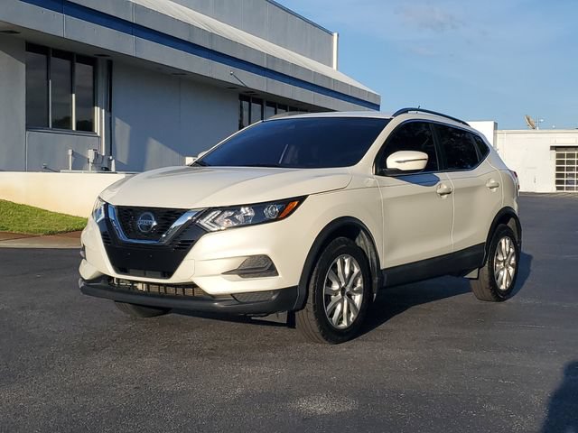 Used 2020 Nissan Rogue Sport SV FWD image 3