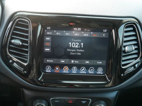 Used 2018 Jeep Compass Limited AWD/4WD image 22