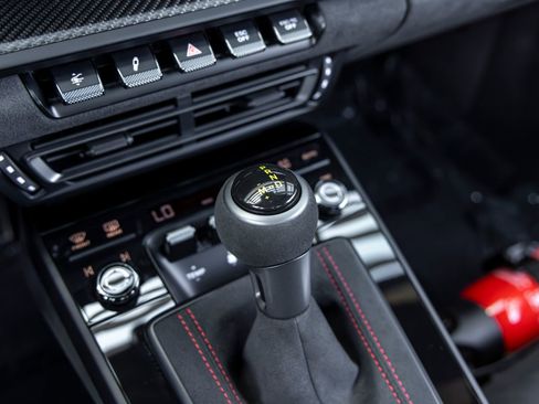 Certified 2025 Porsche 911 GT3 RS RWD image 58