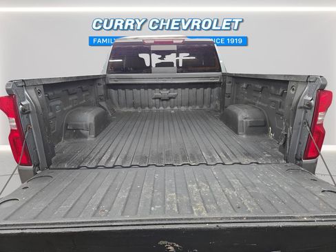 Used 2019 Chevrolet Silverado 1500 RST image 14