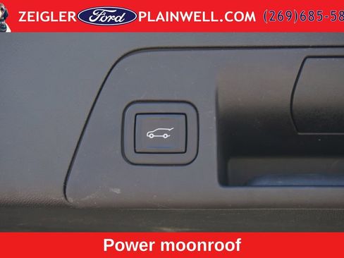 Used 2023 Buick Envision Avenir AWD/4WD image 11