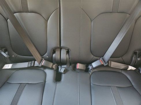 New 2025 Honda Pilot Touring image 14