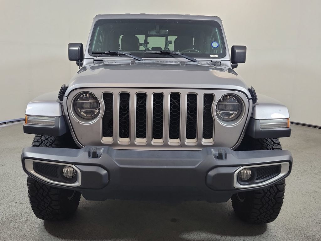 Used 2020 Jeep Gladiator Overland AWD/4WD image 2