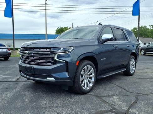 Used 2021 Chevrolet Tahoe Premier w/ Premium Package AWD/4WD image 3