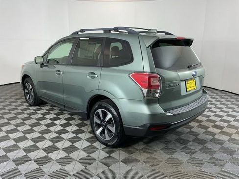 Used 2017 Subaru Forester 2.5i Premium AWD/4WD image 16