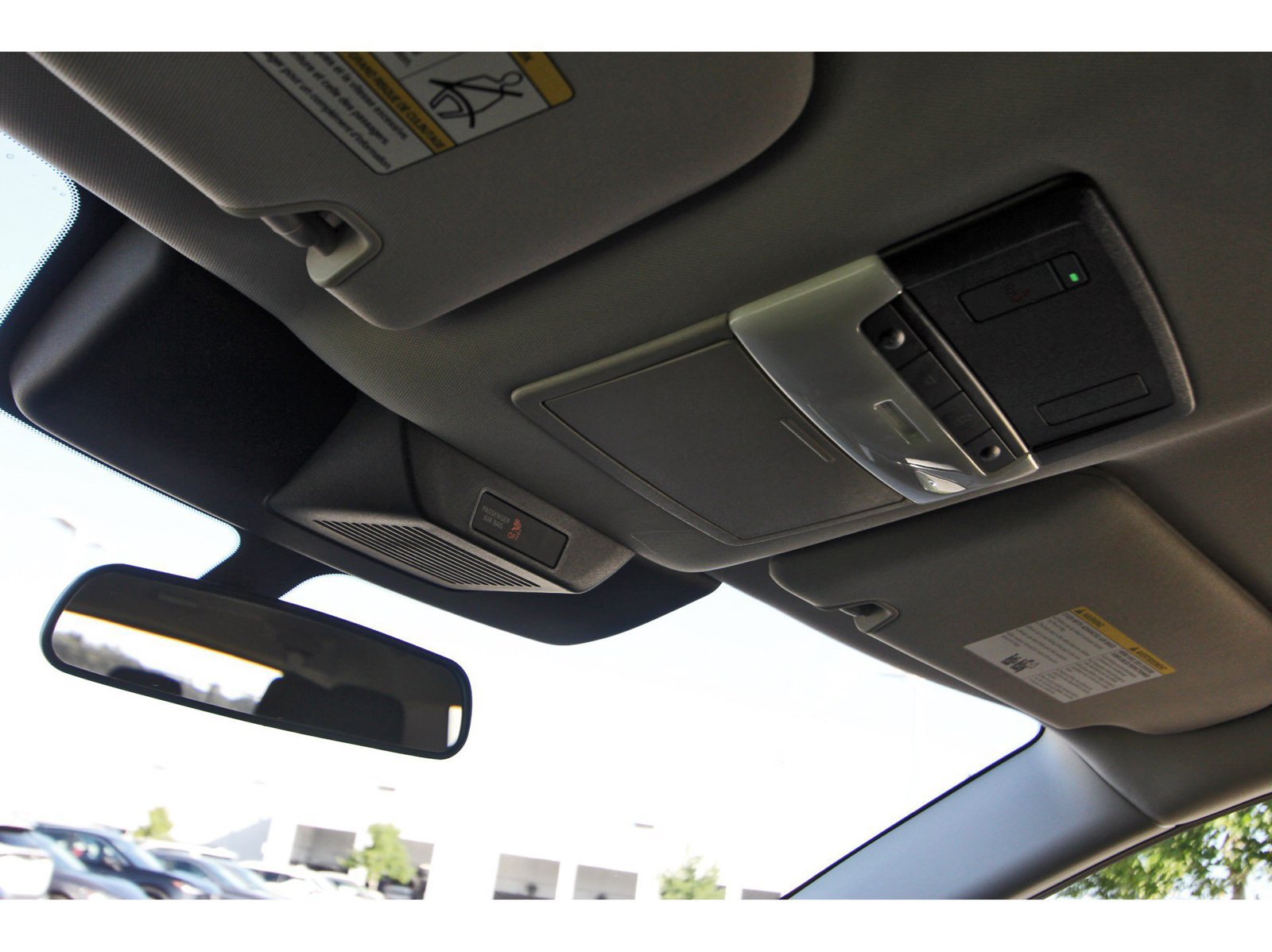 Certified 2025 Nissan Pathfinder SV FWD image 25