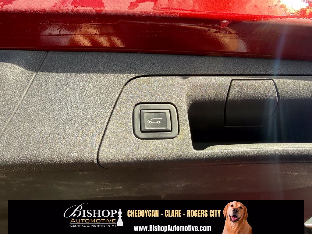 Used 2023 Buick Envision Preferred AWD/4WD image 21
