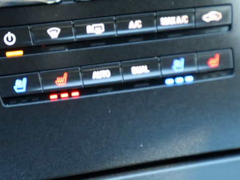 Used 2019 Lincoln Nautilus Reserve image 33