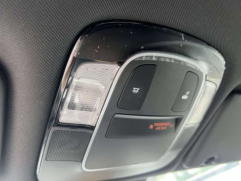 Used 2024 Hyundai Santa Cruz SE AWD/4WD image 30