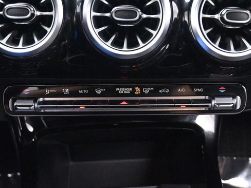 Used 2023 Mercedes-Benz CLA 250 4MATIC w/ AMG Line image 44