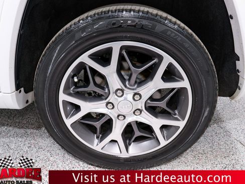 Used 2020 Jeep Grand Cherokee Overland image 10