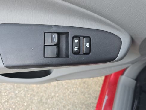 Used 2013 Toyota Tacoma 2WD Access Cab w/ SR5 Pkg image 26