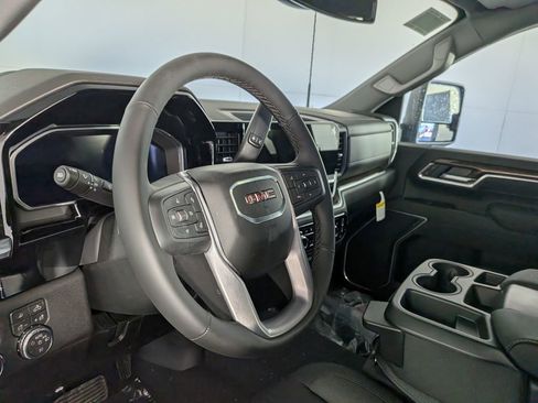 New 2026 GMC Sierra 2500 SLE w/ SLE Value Package; image 18