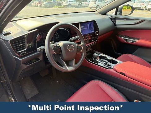 Used 2024 Lexus NX 250 FWD w/ Towing Package (2000 Lbs) image 4