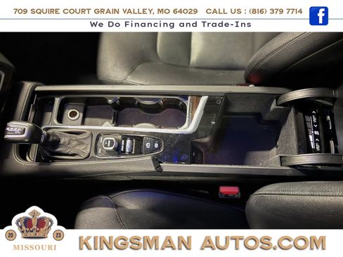 Used 2016 Volvo XC90 T6 Momentum w/ Protection Package Plus AWD/4WD image 26