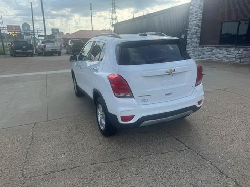 Used 2019 Chevrolet Trax LT w/ LT Convenience Package AWD/4WD image 8