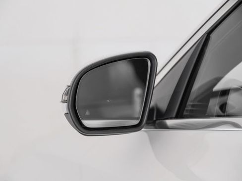 Used 2020 Mercedes-Benz C 300 Sedan w/ Premium Package image 48