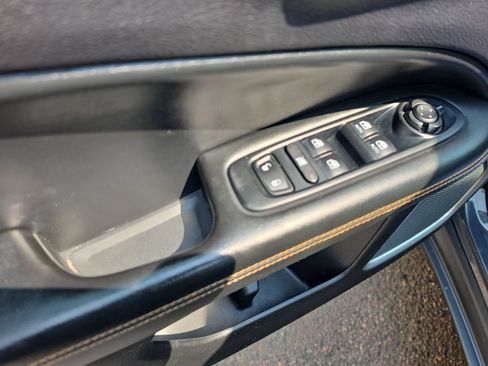 Used 2017 Jeep Compass Limited AWD/4WD image 11