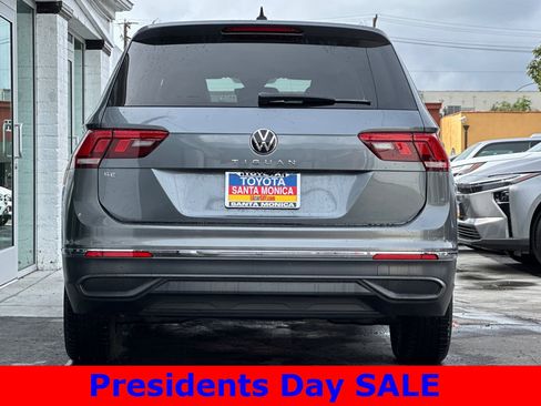 Used 2022 Volkswagen Tiguan SE image 5