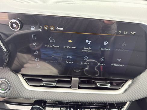 New 2026 Chevrolet Equinox LT w/ Convenience Package II image 15