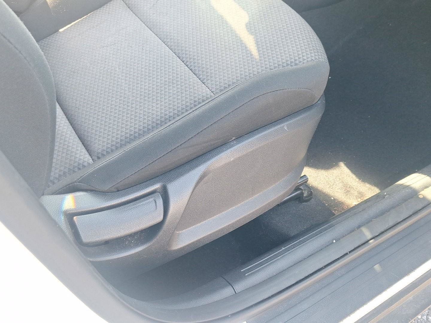 Used 2023 Kia Soul LX w/ LX Technology Package FWD image 19