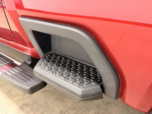 Used 2023 GMC Sierra 3500 Denali image 18