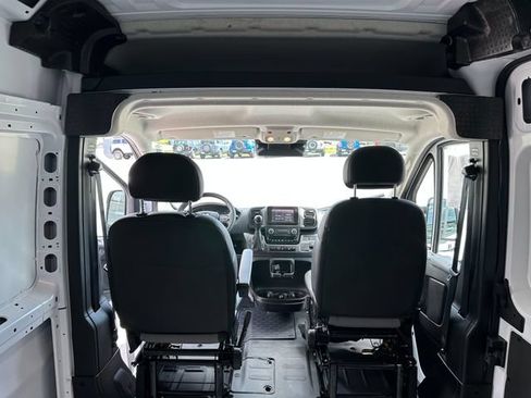 Used 2026 RAM ProMaster 2500 w/ Convenience Group FWD image 22